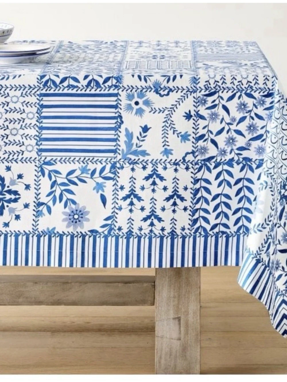 Pottery Barn Mark D Sikes Clementine Patchwork Tablecloth 70